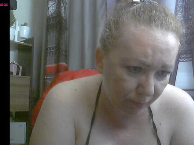 Capturas de pantalla de transmisión MonaSans