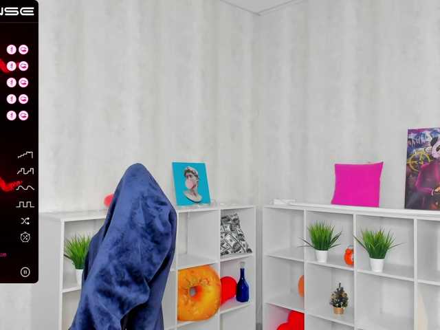 Capturas de pantalla de transmisión MonicaGucci