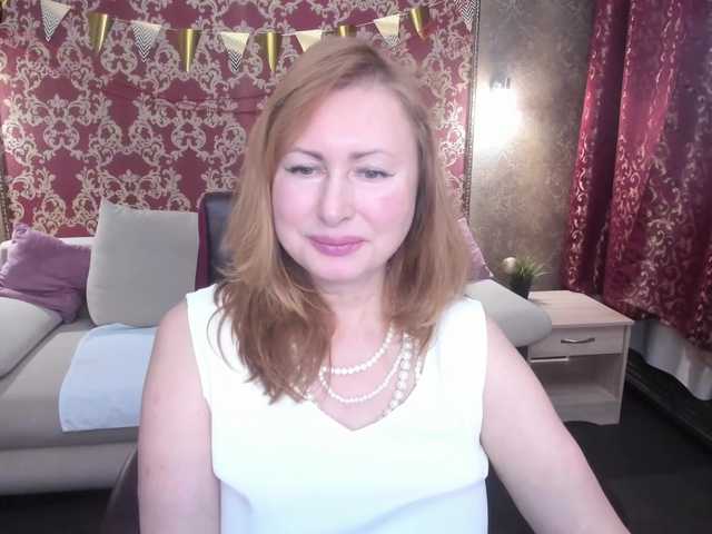 Capturas de pantalla de transmisión MonicaMoor