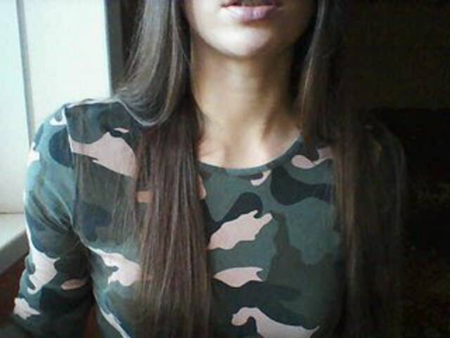 Capturas de pantalla de transmisión MsBruni