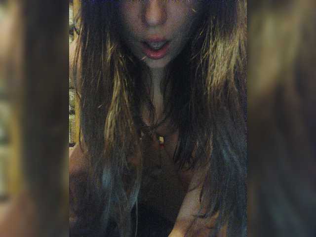 Capturas de pantalla de transmisión MsHsFuck