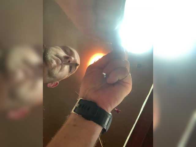 Capturas de pantalla de transmisión Mysteryd