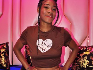 Chat de video erótico NahomyyBrownn