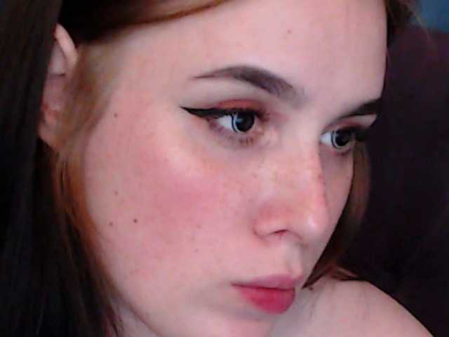 Capturas de pantalla de transmisión NancyMoone