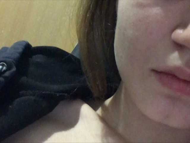 Capturas de pantalla de transmisión NancyQLove