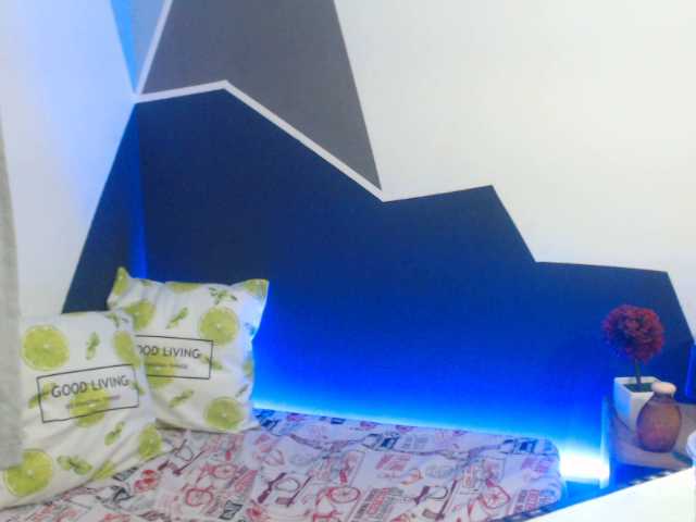 Capturas de pantalla de transmisión naomi20