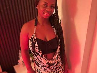 Chat de video erótico Naomii-Cooper