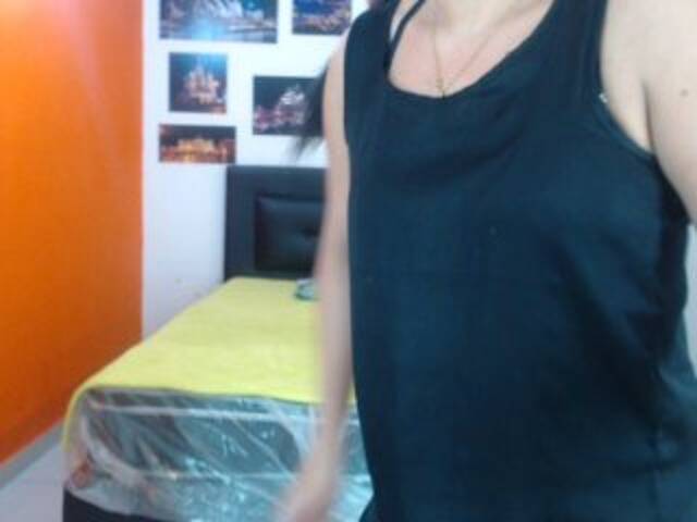 Capturas de pantalla de transmisión nathashasex3