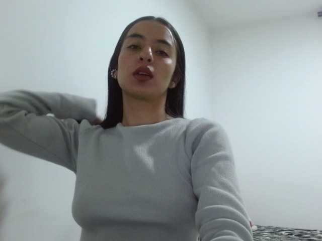 Capturas de pantalla de transmisión Natyglam