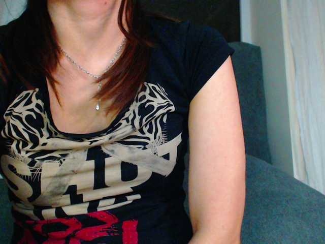 Capturas de pantalla de transmisión NaughtyHotty
