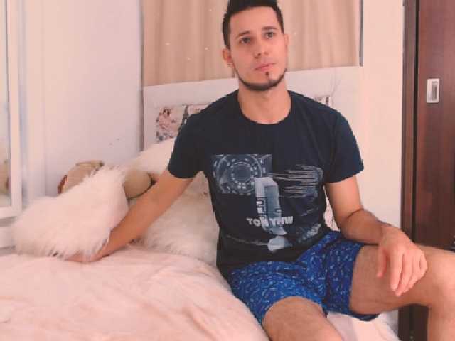 Capturas de pantalla de transmisión Naughtyxtwo