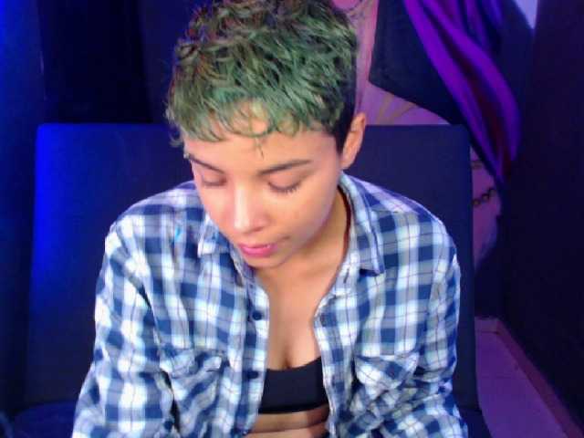 Capturas de pantalla de transmisión naugthytrans