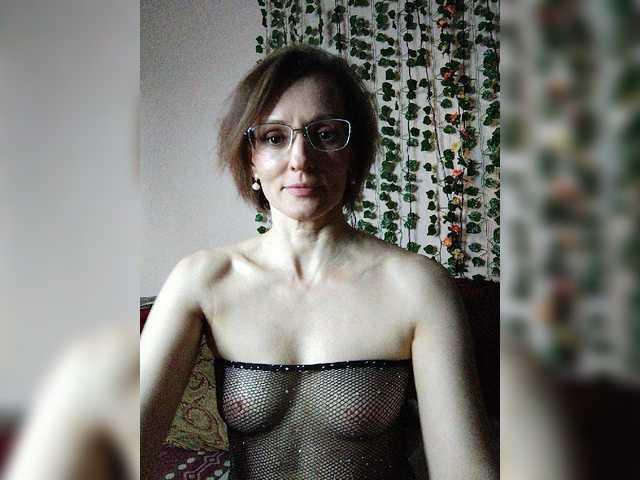 Capturas de pantalla de transmisión SweetMilfa