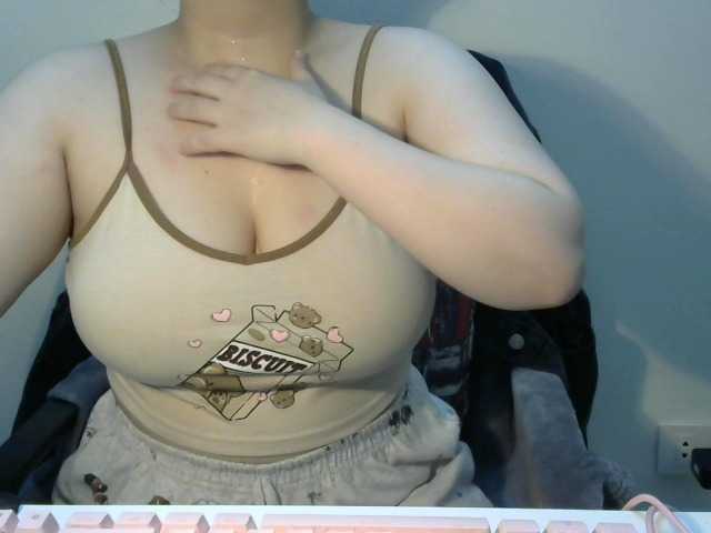 Fotos newsunrayss 88 flash boobs,50token flash ass,100flash pussy,99 give me rores,130 blowjob,150 titsfuck,300 naked,999cumshow,1111squirt show,2345 help me a day offfGoal;1000tks cum show