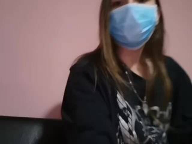 Capturas de pantalla de transmisión Nextdoorgirl2