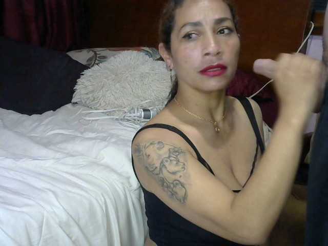 Capturas de pantalla de transmisión nicoalexa