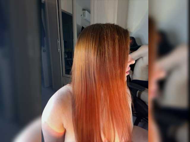 Capturas de pantalla de transmisión NicoleDaniell