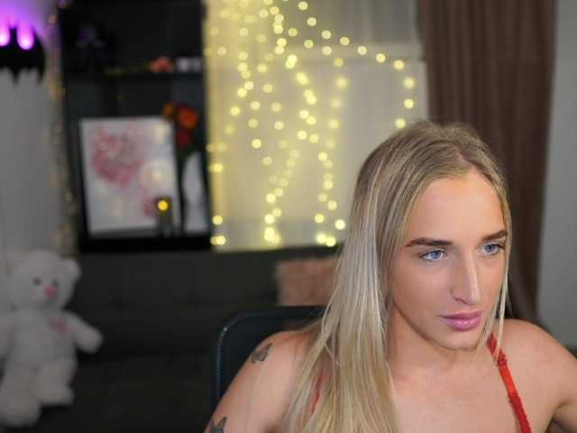 Capturas de pantalla de transmisión NicoletteShea01