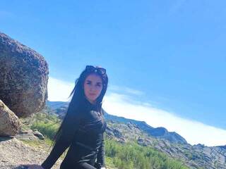 Chat de video erótico Nika-Marrkinson