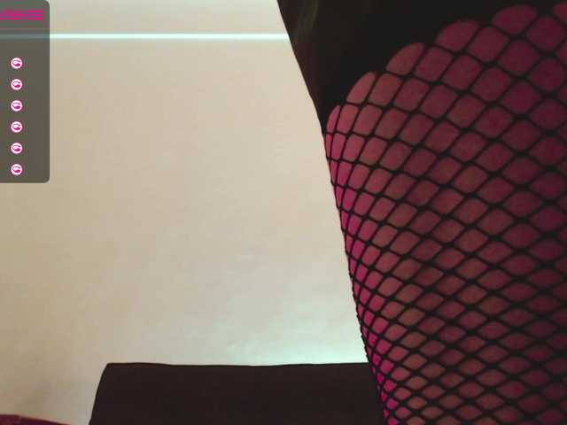 Capturas de pantalla de transmisión NinaSantos