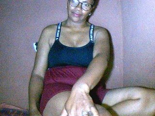 Chat de video erótico Nirinah2710
