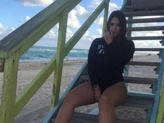 Chat de video erótico NoaahJenner