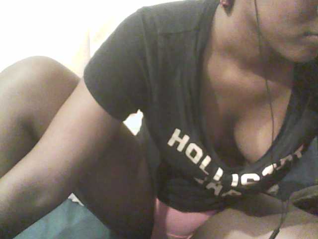 Capturas de pantalla de transmisión Noums