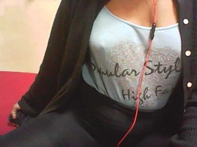 Capturas de pantalla de transmisión Noums