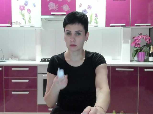 Capturas de pantalla de transmisión Olivija2020