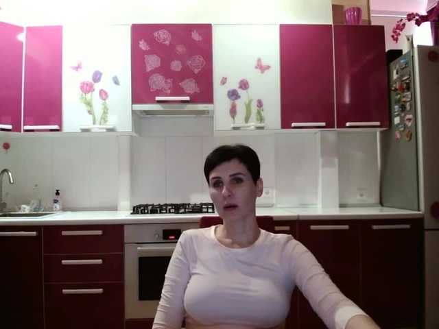Capturas de pantalla de transmisión Olivija2020