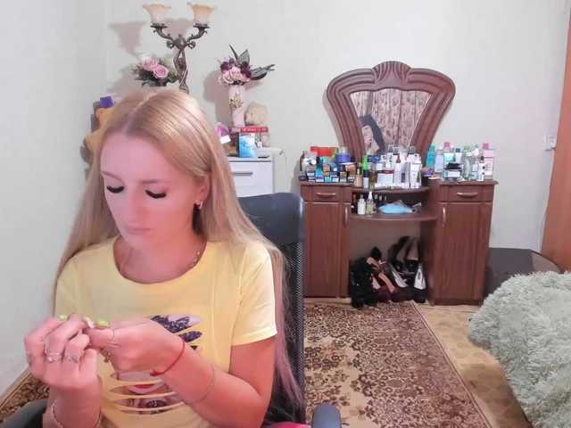 Capturas de pantalla de transmisión _Alienanna_