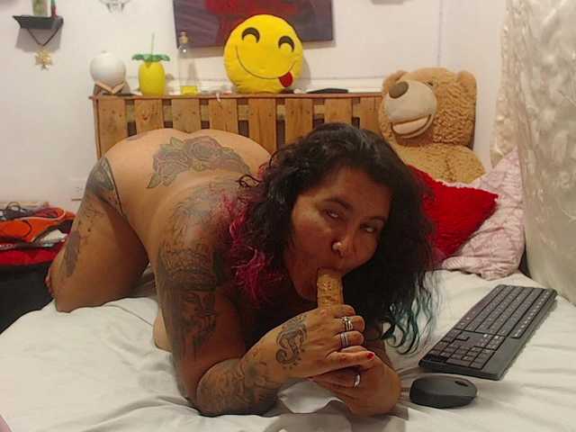 Capturas de pantalla de transmisión Pamelaruiizz