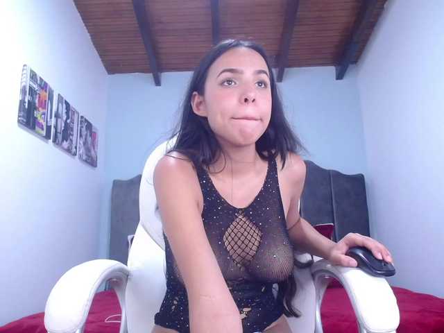Capturas de pantalla de transmisión Paola-bigboobs