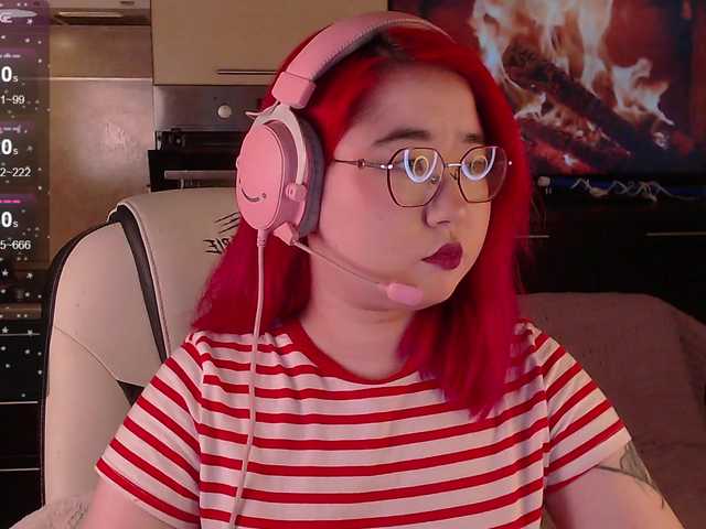 Capturas de pantalla de transmisión peach-girl