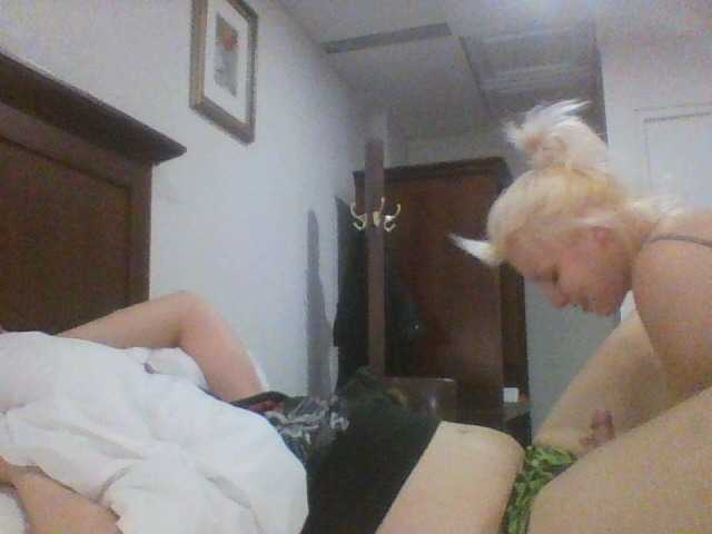 Capturas de pantalla de transmisión pinkcloudz