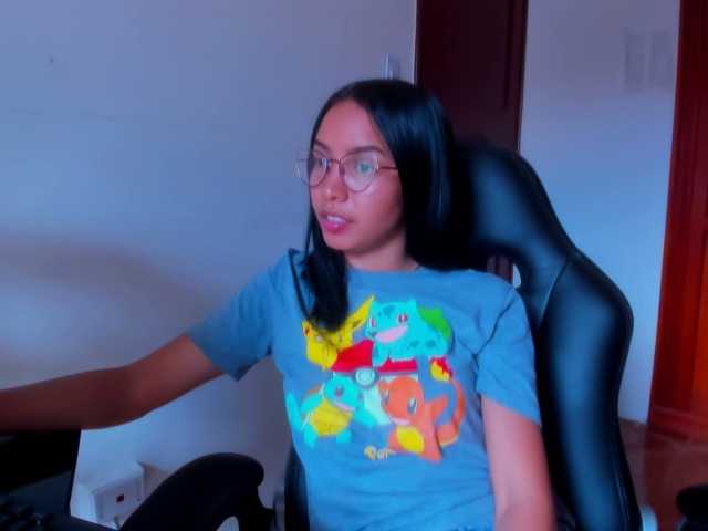 Capturas de pantalla de transmisión PocahotASS
