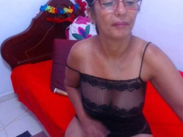 Capturas de pantalla de transmisión POCAJONTASTIT