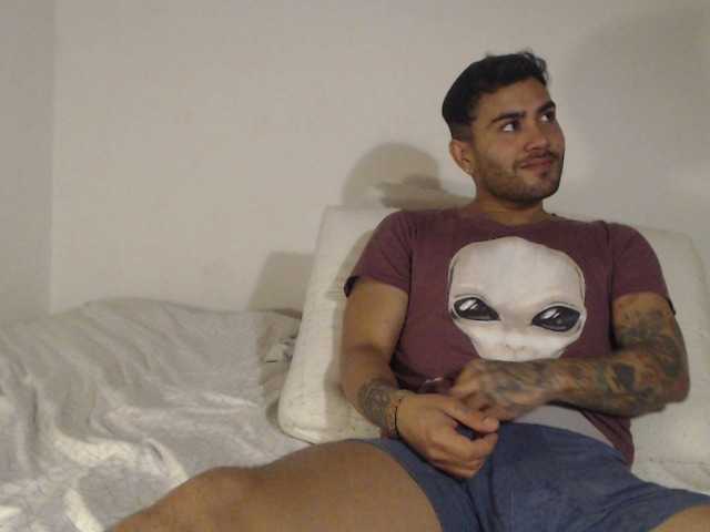 Capturas de pantalla de transmisión pranksathome1