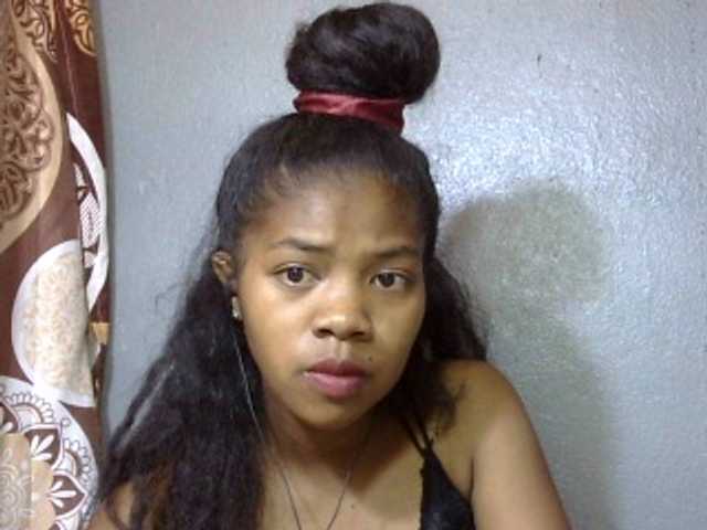 Capturas de pantalla de transmisión Pretty12a