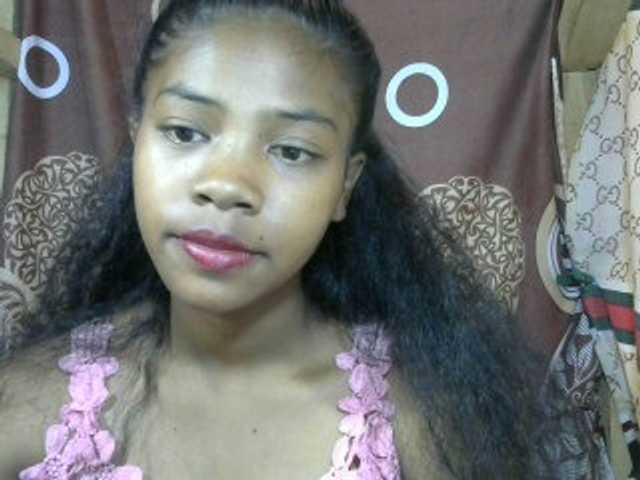 Capturas de pantalla de transmisión Pretty12a