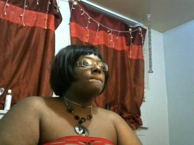 Capturas de pantalla de transmisión PrettyBlacc