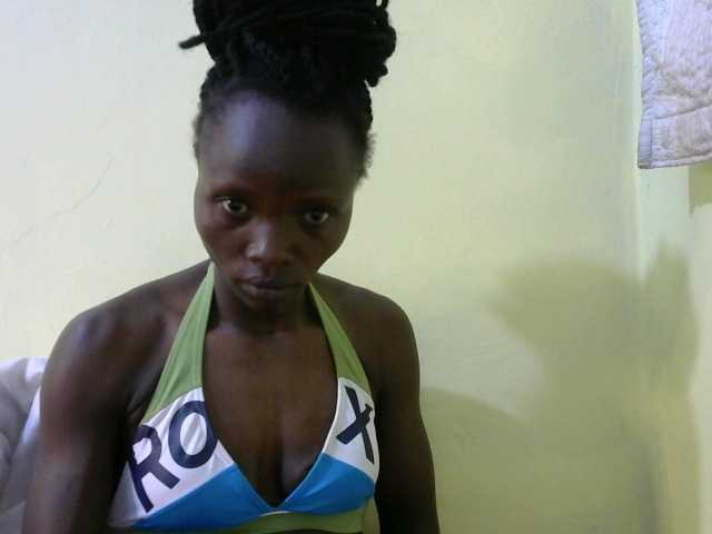 Capturas de pantalla de transmisión Prettyebony2