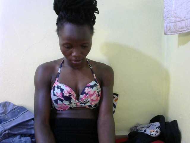 Capturas de pantalla de transmisión Prettyebony2