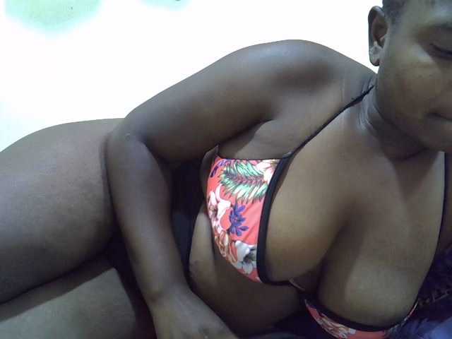 Capturas de pantalla de transmisión Prettypussyy