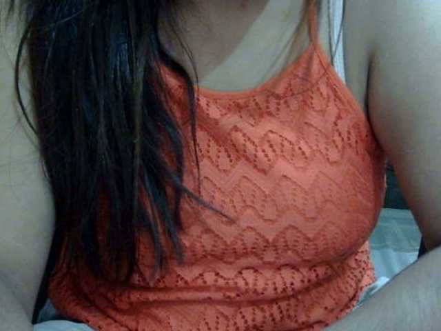 Capturas de pantalla de transmisión Priya10