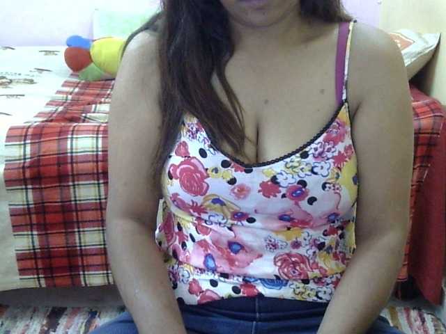 Capturas de pantalla de transmisión Priya10