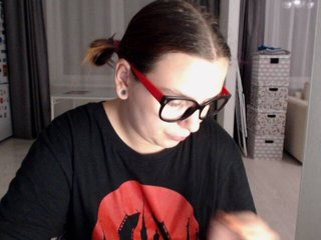 Capturas de pantalla de transmisión PuffyEva