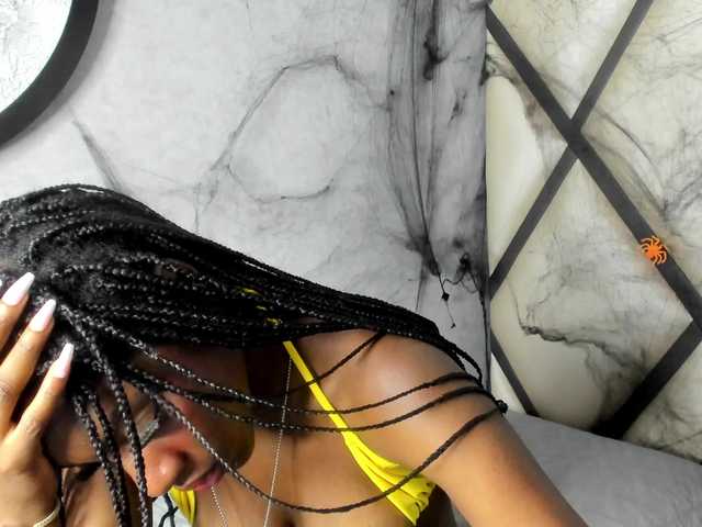 Capturas de pantalla de transmisión Queen-01