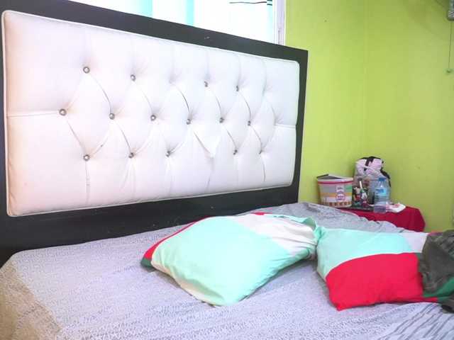 Capturas de pantalla de transmisión QueenDoll1