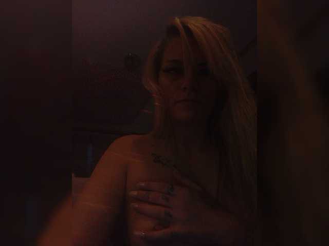 Capturas de pantalla de transmisión realchichi